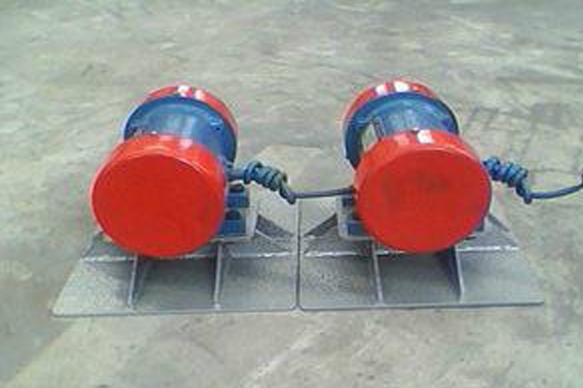 關(guān)于倉(cāng)壁振動(dòng)器的振動(dòng)電機(jī)軸與軸承的保養(yǎng)，看完就明白了！